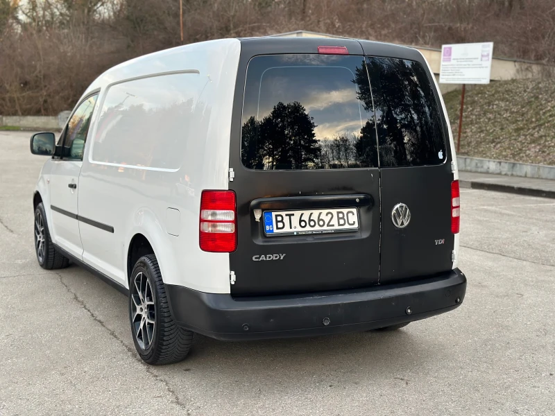 VW Caddy Maxi, снимка 3 - Автомобили и джипове - 49410340