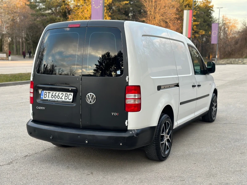 VW Caddy Maxi, снимка 5 - Автомобили и джипове - 49410340