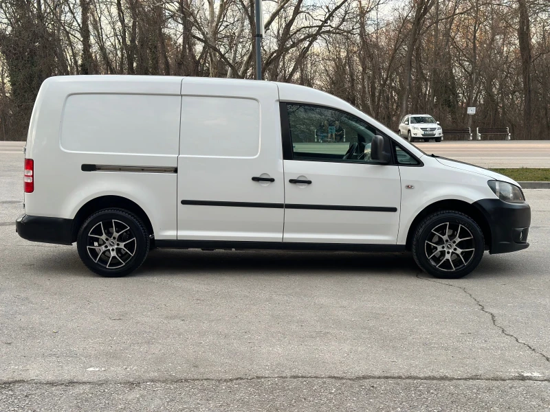 VW Caddy Maxi, снимка 6 - Автомобили и джипове - 49410340