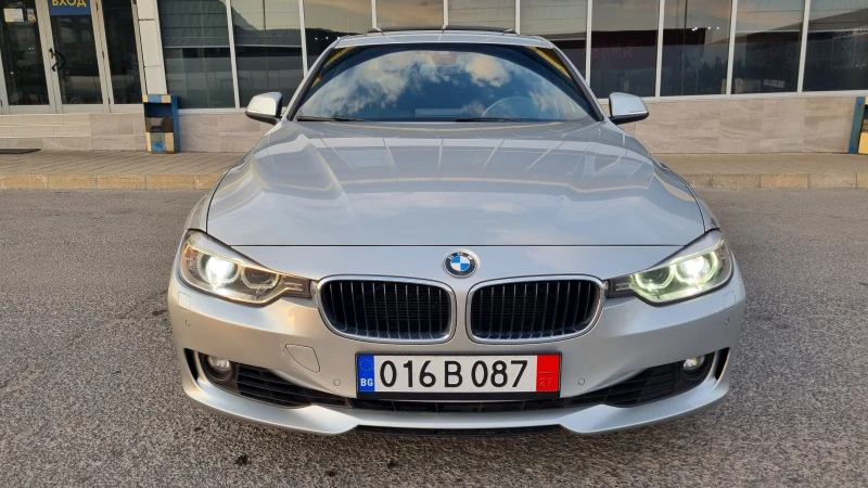 BMW 335 Head up, Keyless Navi, Distronik, Xenon  На задно!, снимка 2 - Автомобили и джипове - 51045405