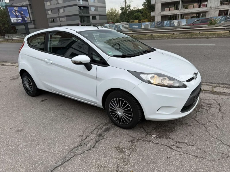 Ford Fiesta, снимка 2 - Автомобили и джипове - 51680896