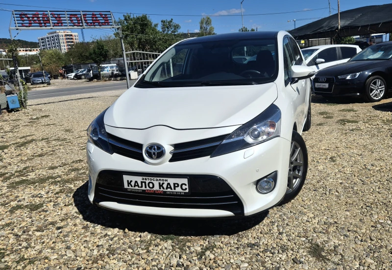 Toyota Verso АВТОМАТИК, снимка 2 - Автомобили и джипове - 51779657