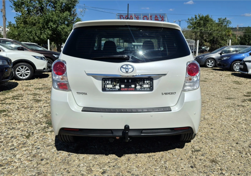 Toyota Verso АВТОМАТИК, снимка 6 - Автомобили и джипове - 51779657