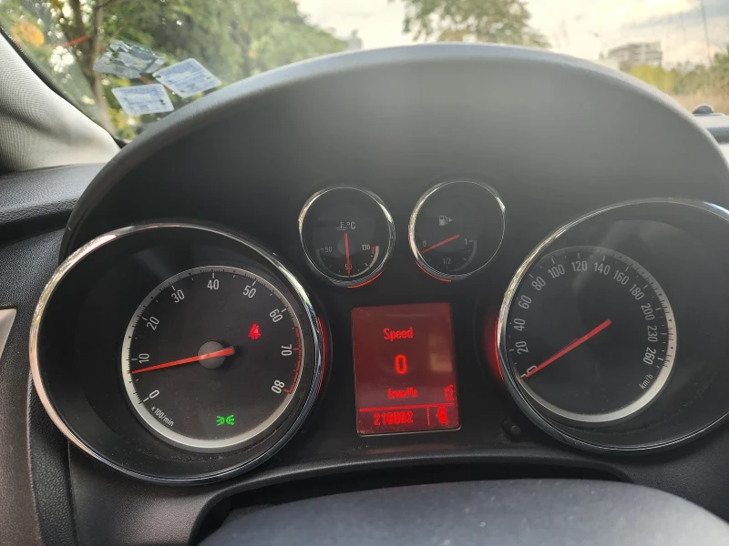 Opel Astra 1.6, снимка 6 - Автомобили и джипове - 51924541