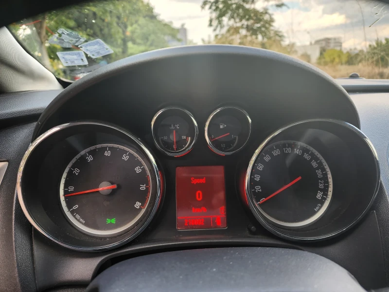 Opel Astra 1.6, снимка 5 - Автомобили и джипове - 51924541