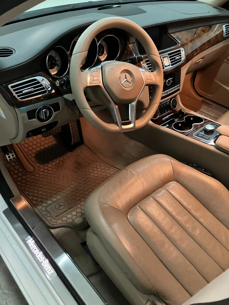 Mercedes-Benz CLS 550, снимка 6 - Автомобили и джипове - 52966561