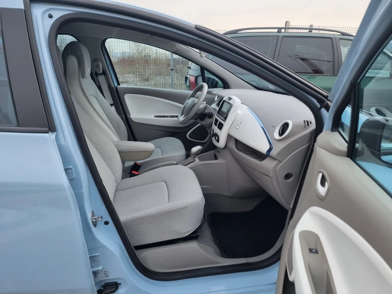 Renault Zoe 22KW СОБСТВЕНА БАТЕРИЯ, снимка 8 - Автомобили и джипове - 53595202