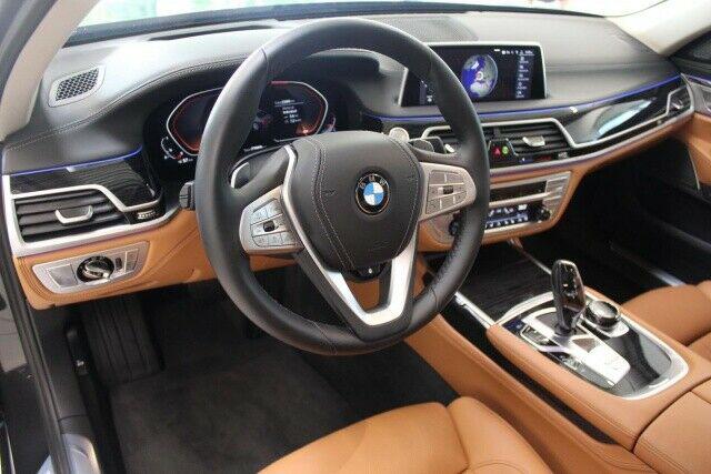 BMW 750 i xDrive , снимка 13 - Автомобили и джипове - 9884739