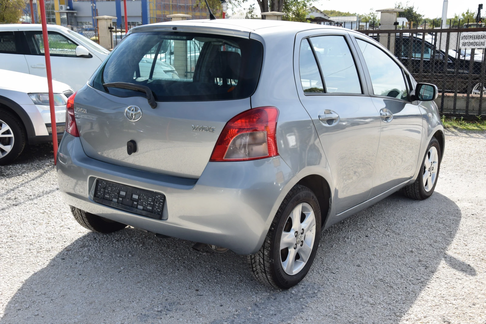 Toyota Yaris 1, 3VVT-I - изображение 7