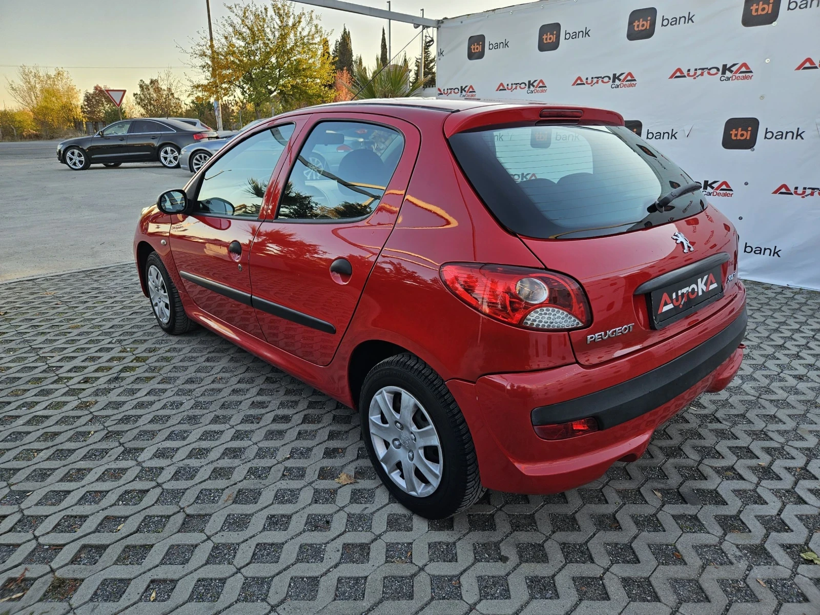 Peugeot 206 + = 1.1i-60kc= КЛИМАТИК= 153.000км= 5ВРАТИ - изображение 5