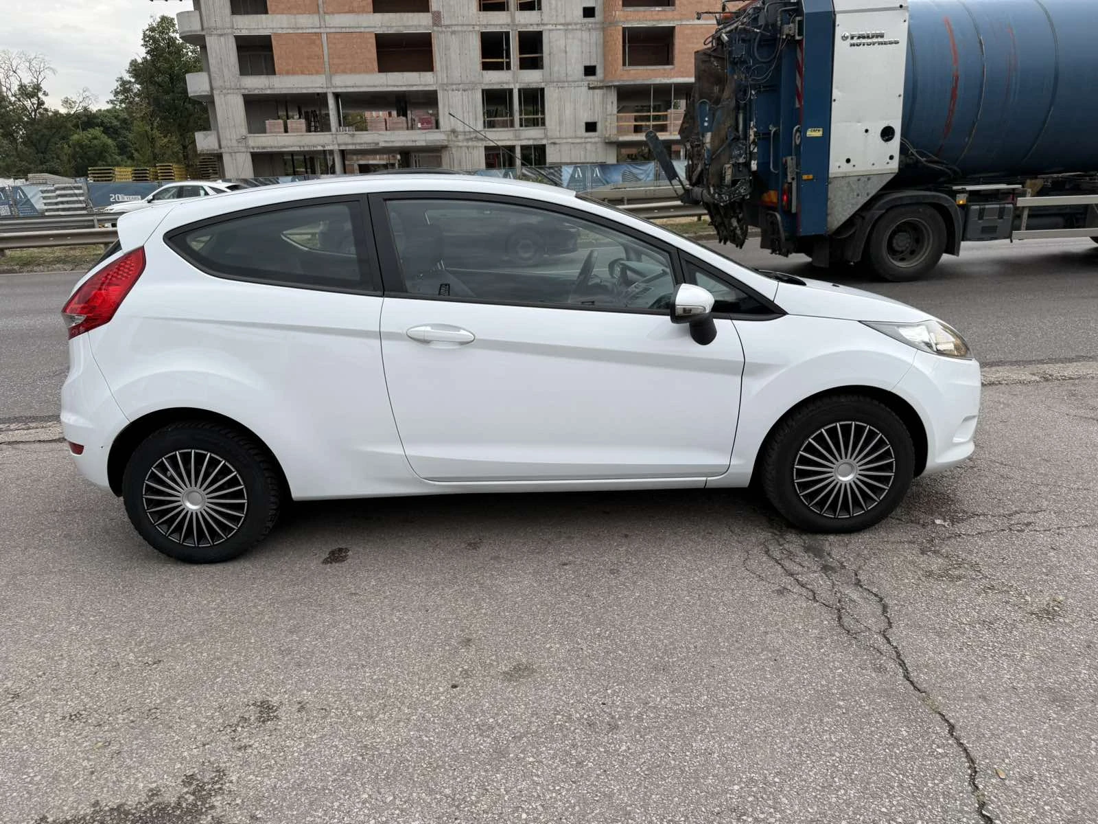 Ford Fiesta  - изображение 5