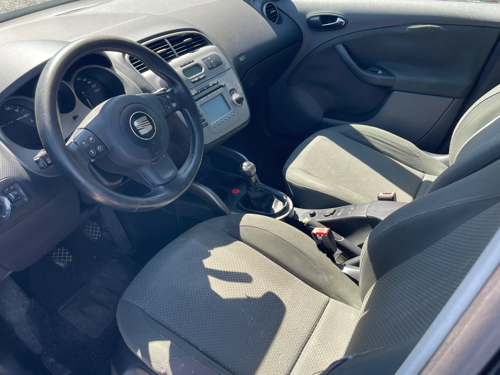 Seat Altea 1.9TDI 105к.с - изображение 9