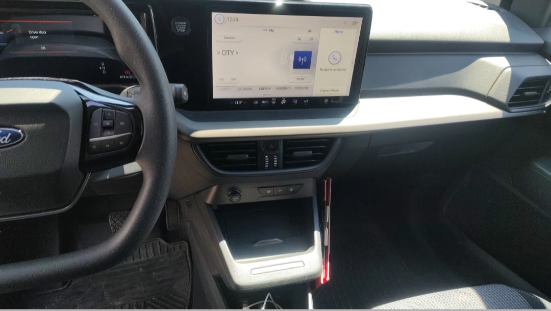 Ford Courier 100 - изображение 10