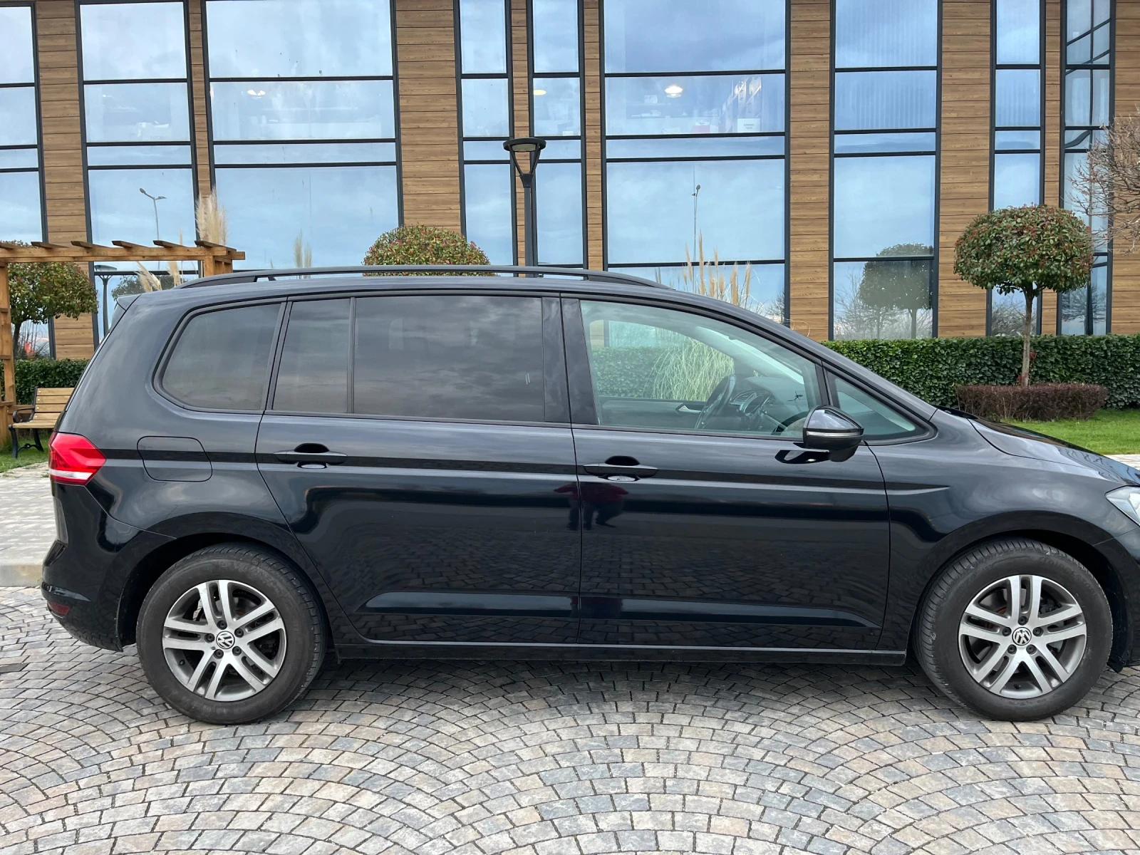 VW Touran 1.6TDi 116�.�.* 7������* ���������* ���������!!! | Mobile.bg � ����������� 7