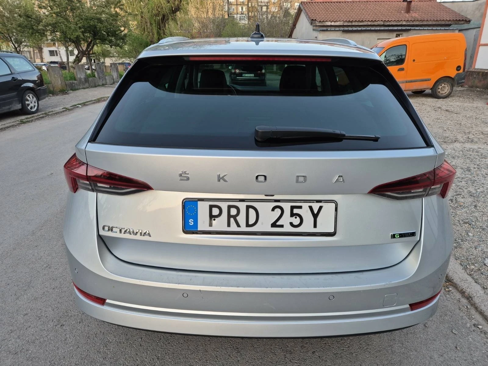 Skoda Octavia 1.5 TSI Бензин/Метан , снимка 2 - Автомобили и джипове - 54326201