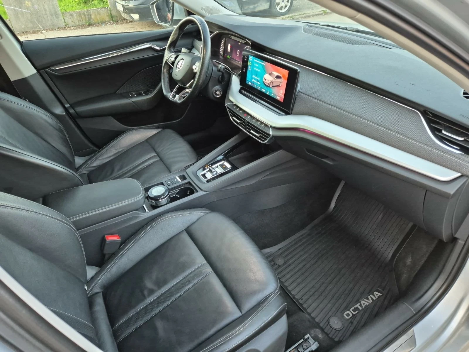Skoda Octavia 1.5 TSI Бензин/Метан , снимка 15 - Автомобили и джипове - 54326201
