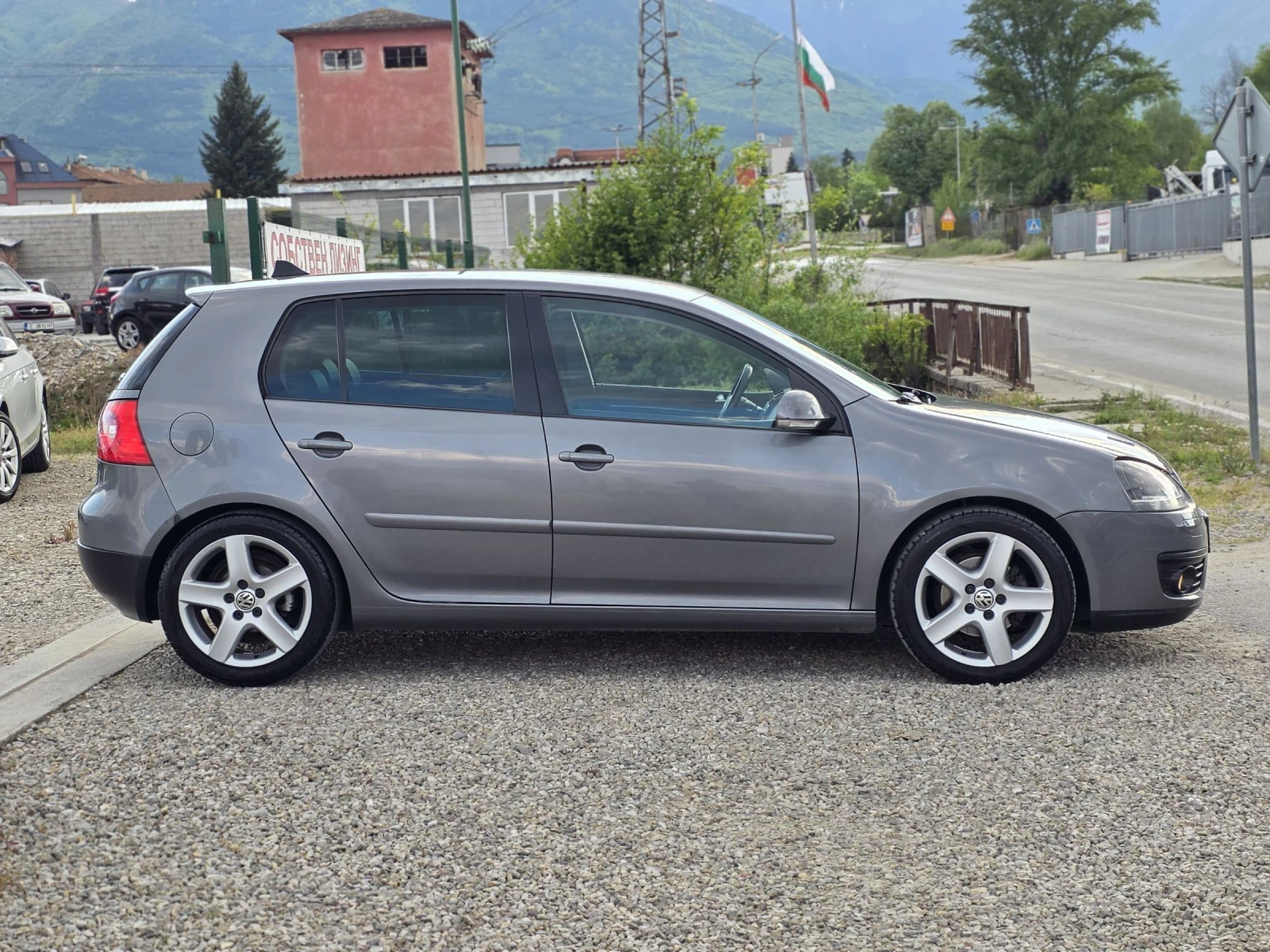 VW Golf 2.0tdi 140.k.c. * BMM* * GT* 144хл, снимка 6 - Автомобили и джипове - 54440650