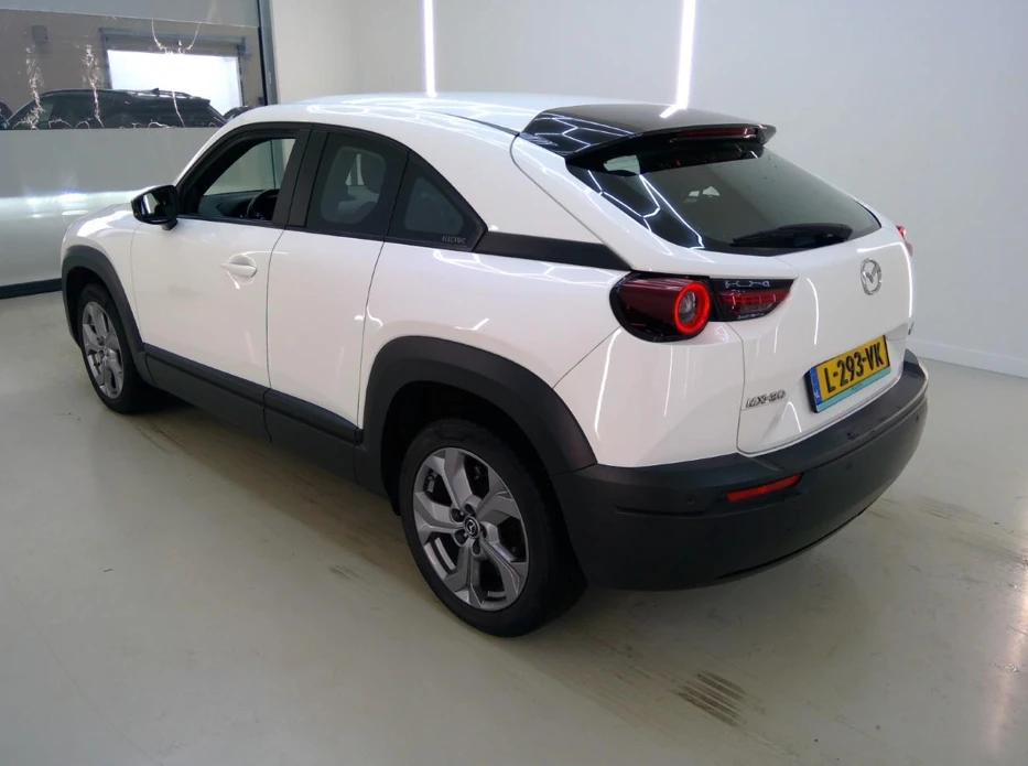 Mazda MX-30 Comfort, снимка 4 - Автомобили и джипове - 54457043