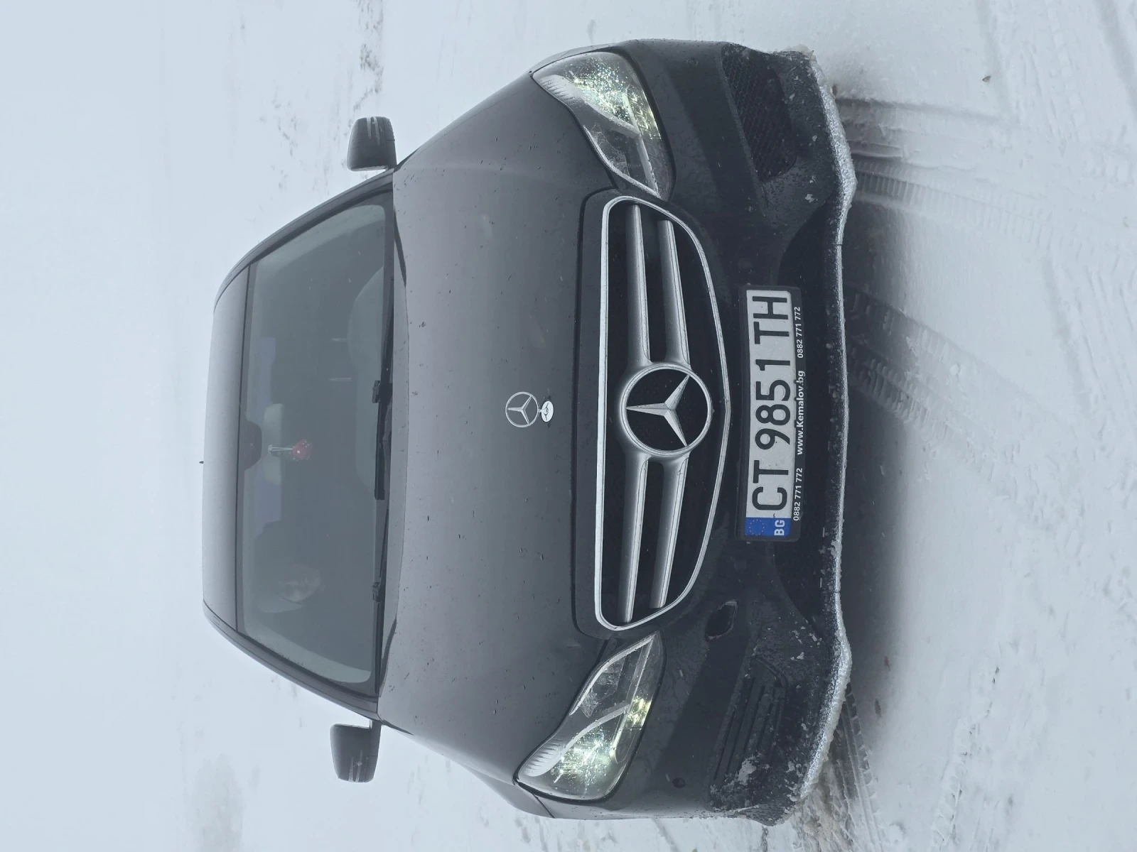 Mercedes-Benz E 200, снимка 9 - Автомобили и джипове - 54567571