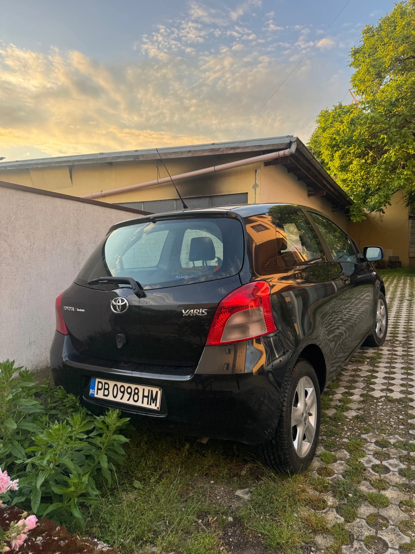 Toyota Yaris, снимка 3 - Автомобили и джипове - 54760824