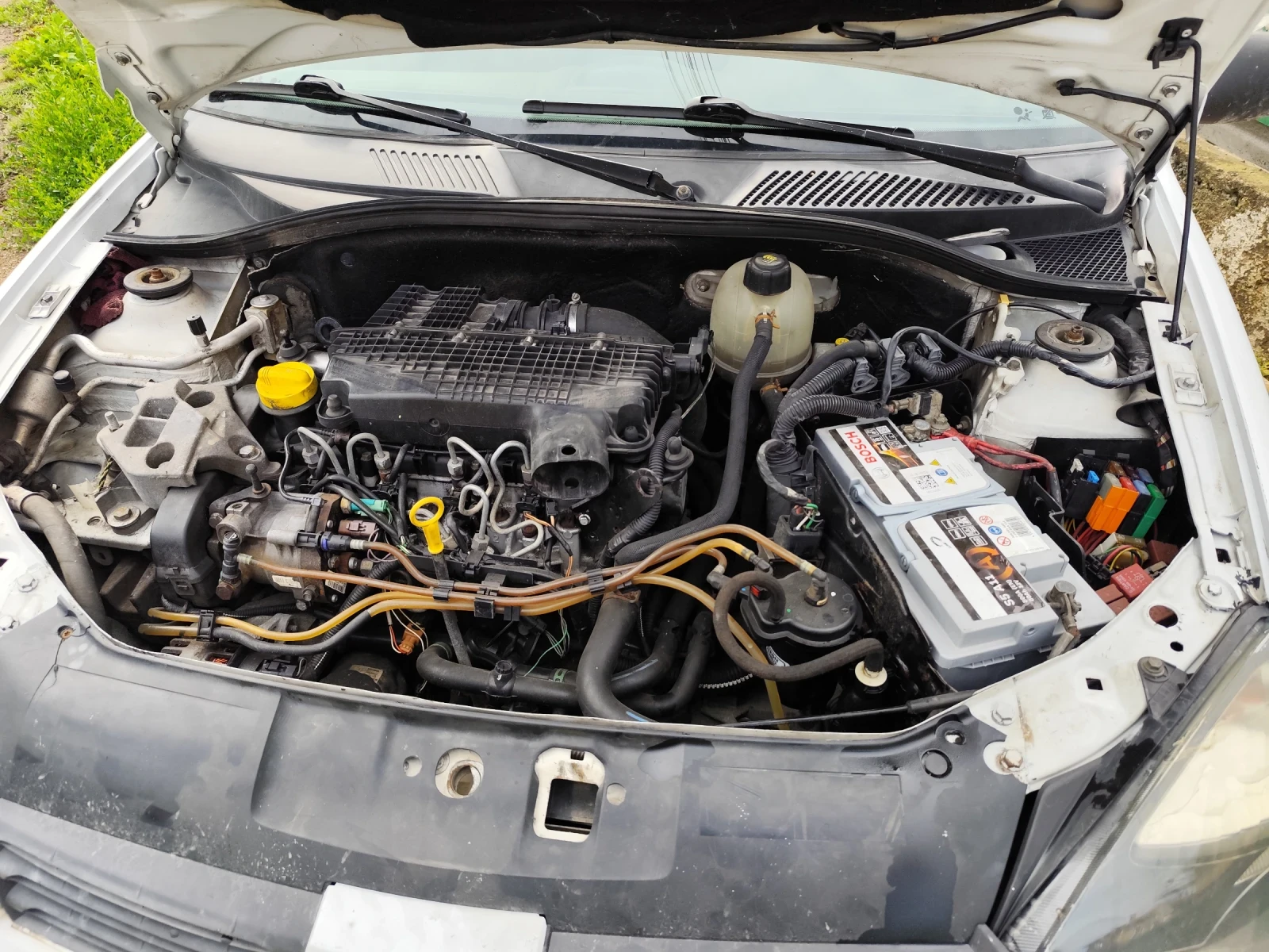 Renault Clio 1.5 , снимка 6 - Автомобили и джипове - 54818937