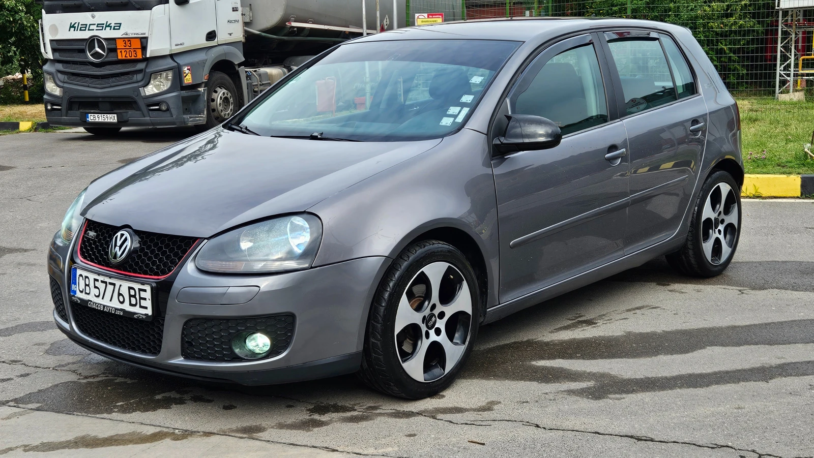 VW Golf 1.6 GT KLIMATIK/GOAL, снимка 2 - Автомобили и джипове - 55292286