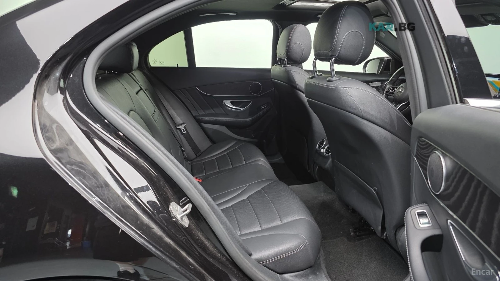 Mercedes-Benz C 220 4MATIC AMG* КОЖА* НАВИ* ПАНО, снимка 10 - Автомобили и джипове - 55413251