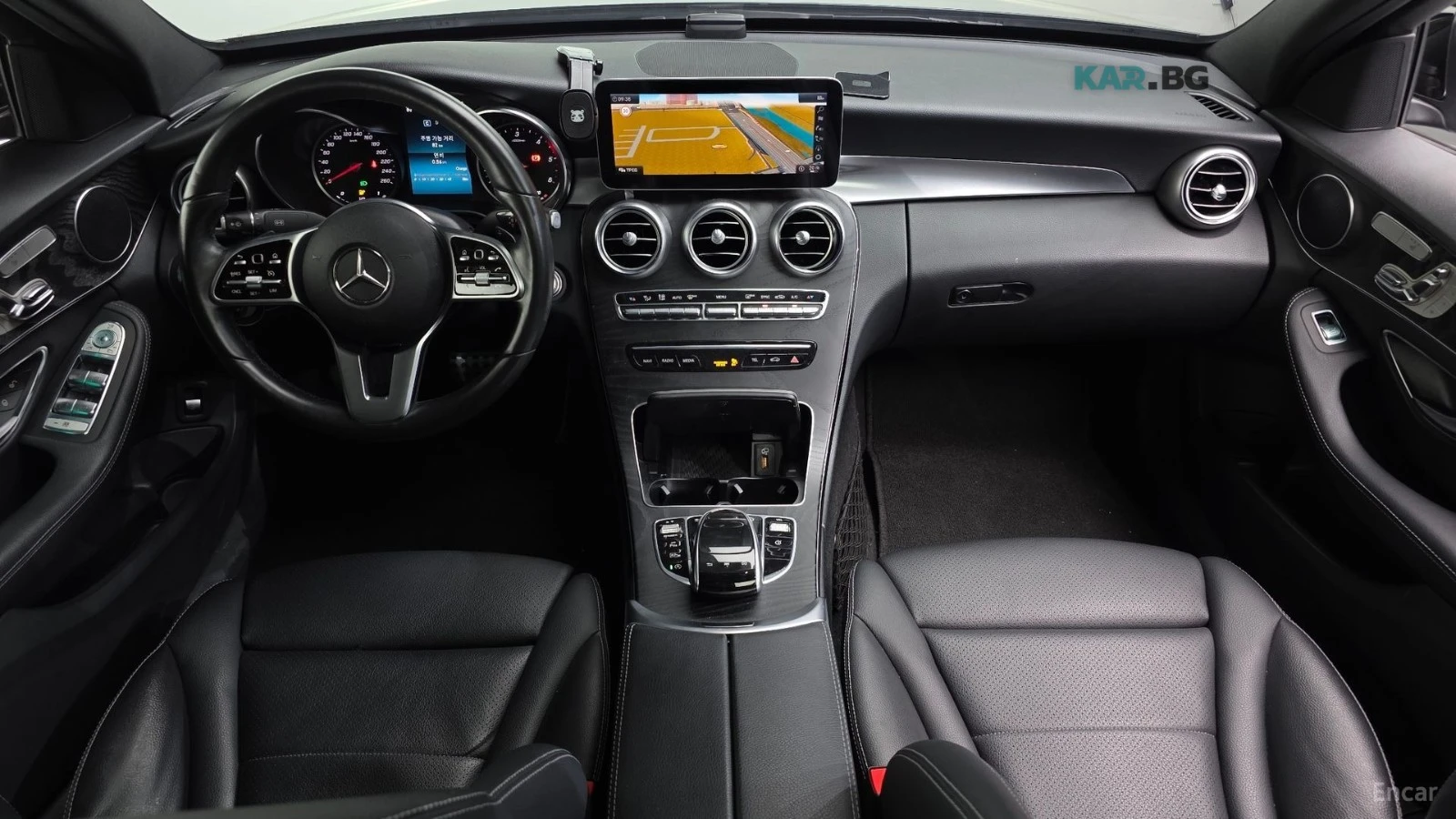 Mercedes-Benz C 220 4MATIC AMG* КОЖА* НАВИ* ПАНО, снимка 6 - Автомобили и джипове - 55413251