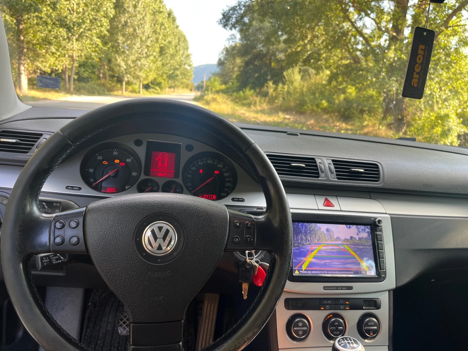 VW Passat, снимка 12 - Автомобили и джипове - 55743872