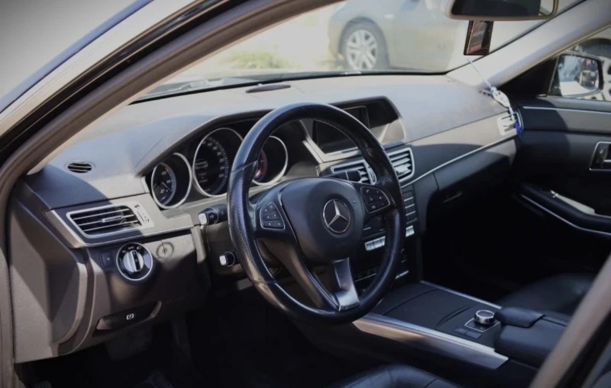 Mercedes-Benz E 200 Amg line, снимка 6 - Автомобили и джипове - 55836587