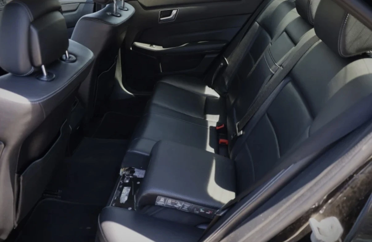 Mercedes-Benz E 200 Amg line, снимка 12 - Автомобили и джипове - 55836587