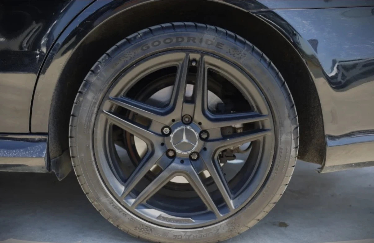 Mercedes-Benz E 200 Amg line, снимка 14 - Автомобили и джипове - 55836587