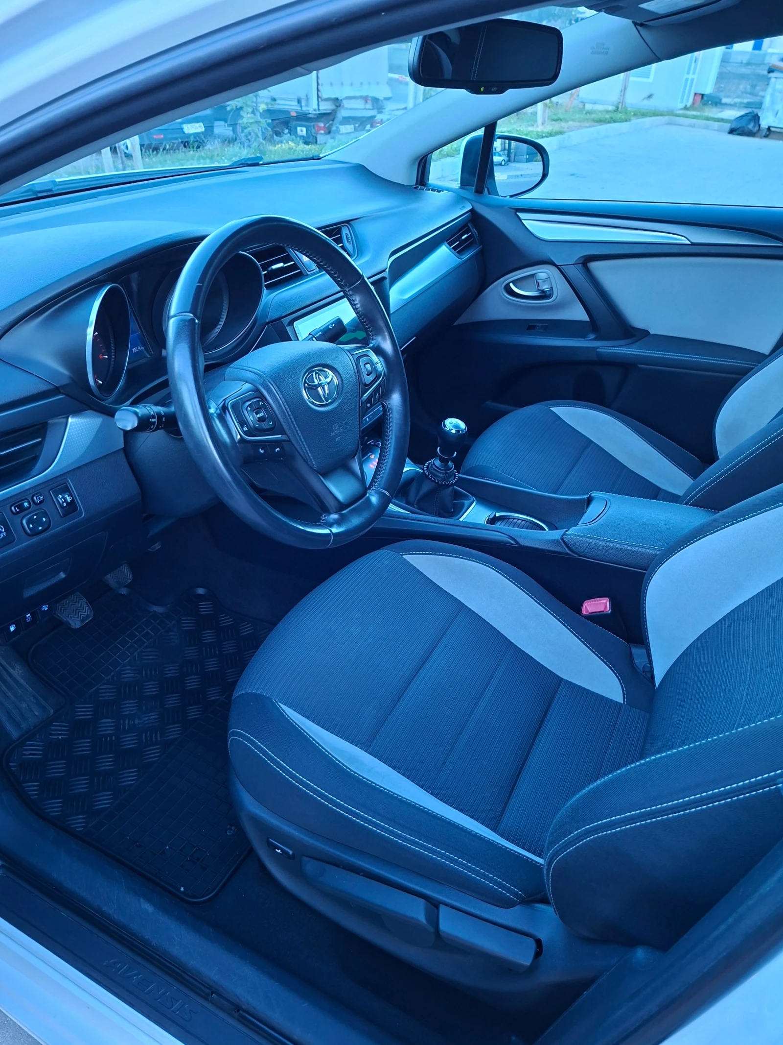 Toyota Avensis  , снимка 4 - Автомобили и джипове - 55957217