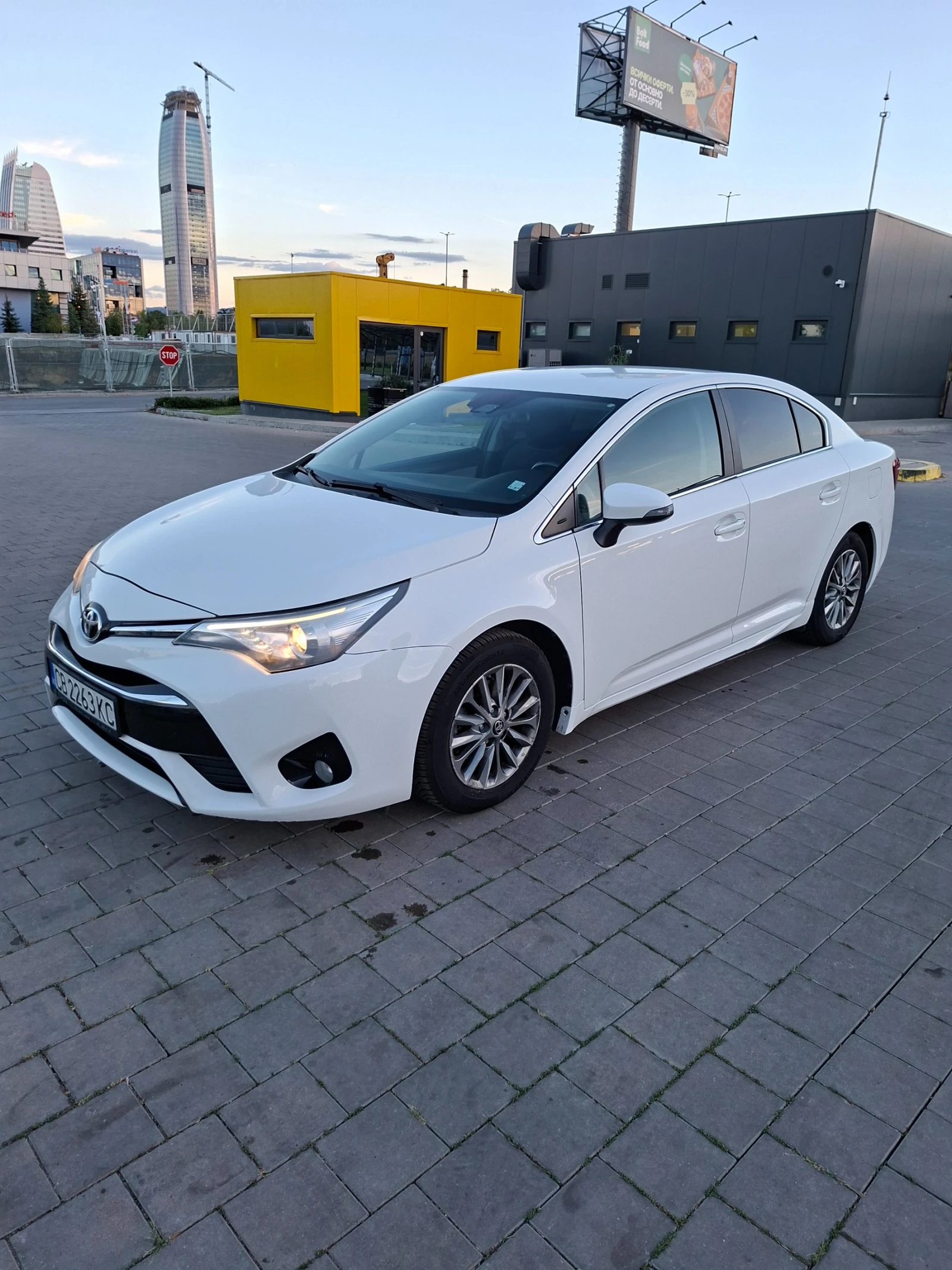 Toyota Avensis  , снимка 2 - Автомобили и джипове - 55957217