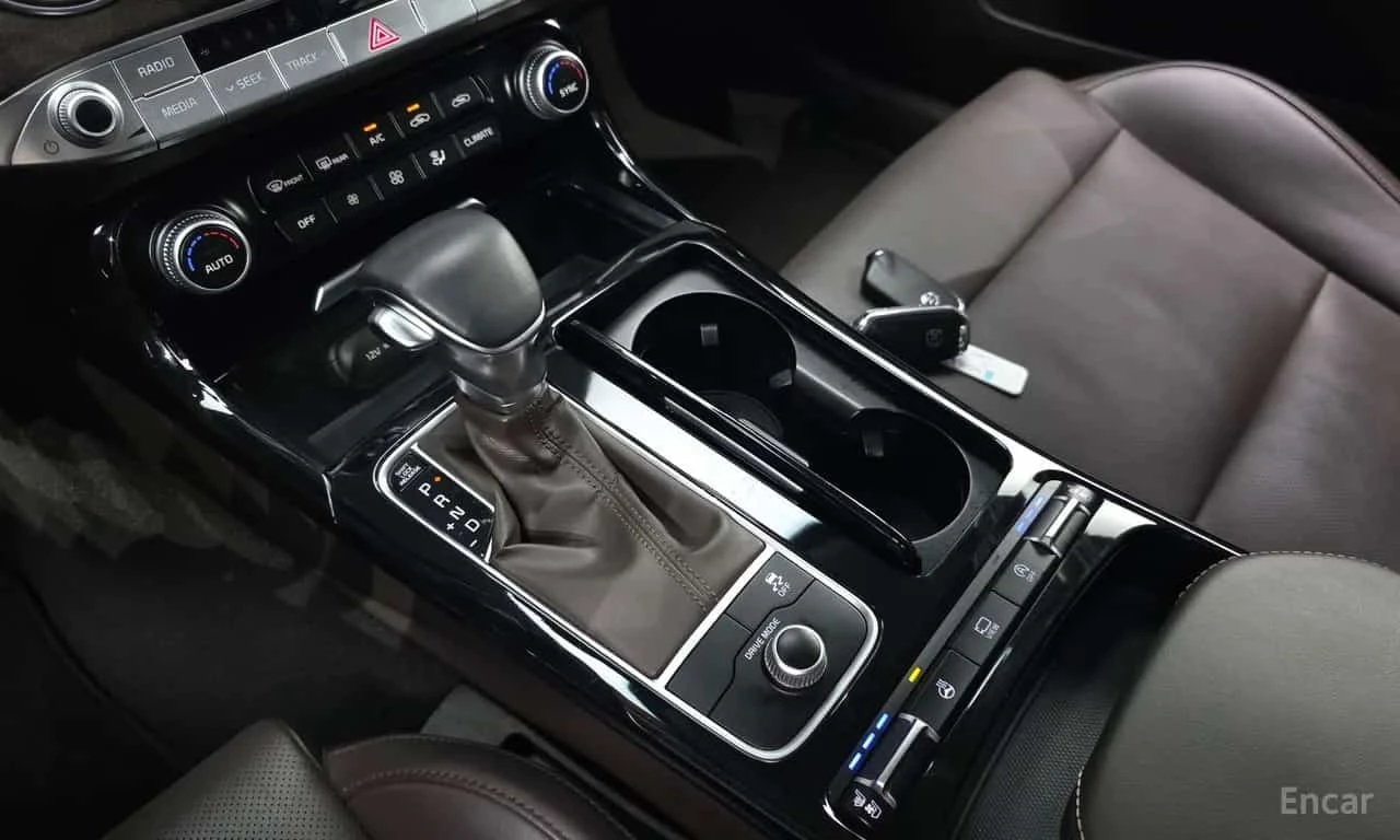 Kia Stinger * 2.0 Turbo * AWD * ��������� * ���� �� �� *  | Mobile.bg � ����������� 9