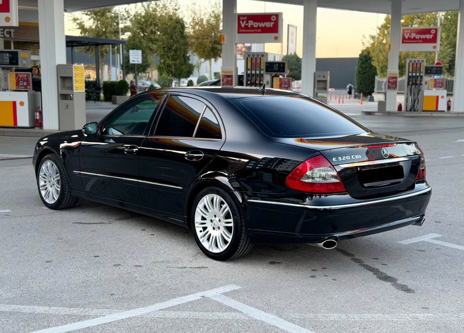 Mercedes-Benz E 320 CDI EVO , снимка 4 - Автомобили и джипове - 56658982