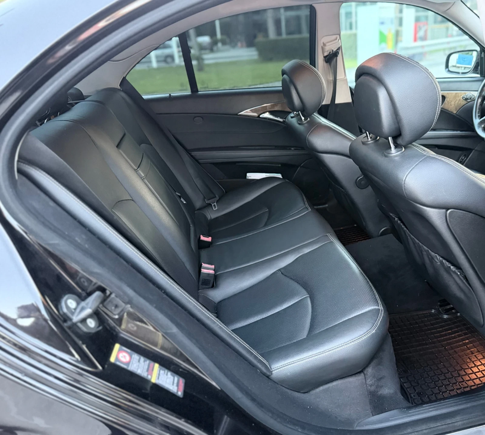 Mercedes-Benz E 320 CDI EVO , снимка 12 - Автомобили и джипове - 56658982
