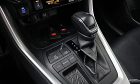 Toyota Rav4 КОЖА* 4 ПОДГРЕВА* ПАНОРАМА* ДВА КЛЮЧА, снимка 9