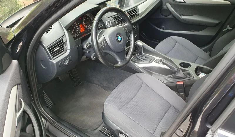 BMW X1 28i xDrive LPG, снимка 10 - Автомобили и джипове - 47785332