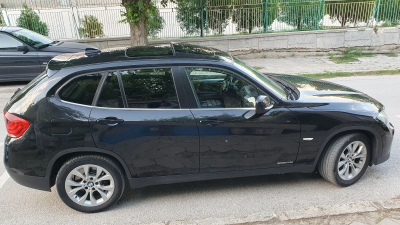 BMW X1 28i xDrive LPG, снимка 4 - Автомобили и джипове - 47785332