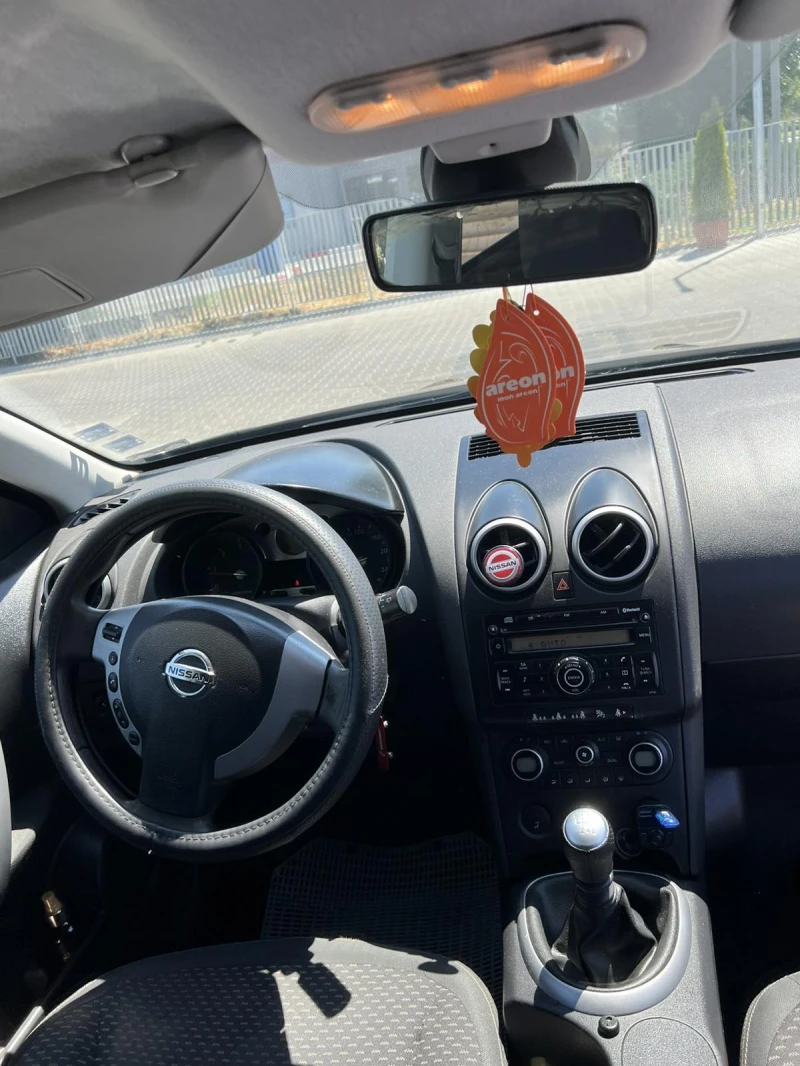 Nissan Qashqai 1.5 DCI, снимка 8 - Автомобили и джипове - 51989320