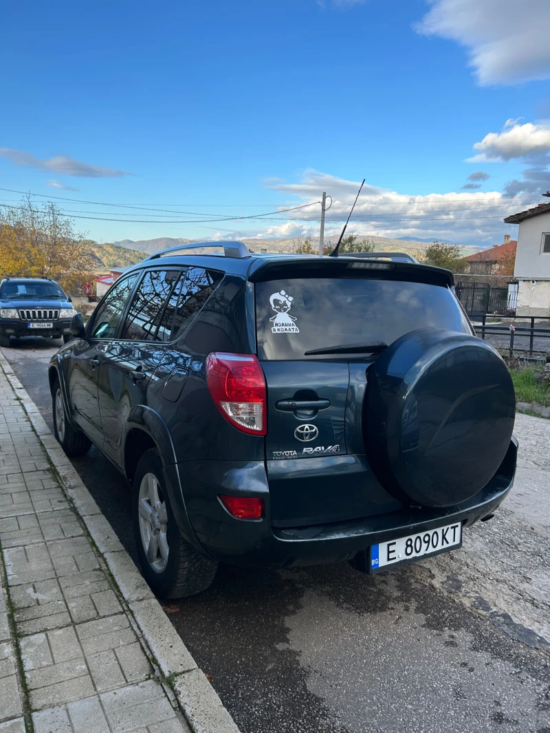 Toyota Rav4, снимка 2 - Автомобили и джипове - 52382250