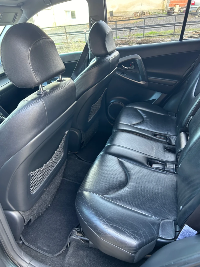 Toyota Rav4, снимка 7 - Автомобили и джипове - 52382250