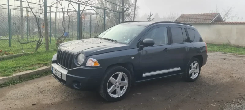 Jeep Compass, снимка 2 - Автомобили и джипове - 52789095