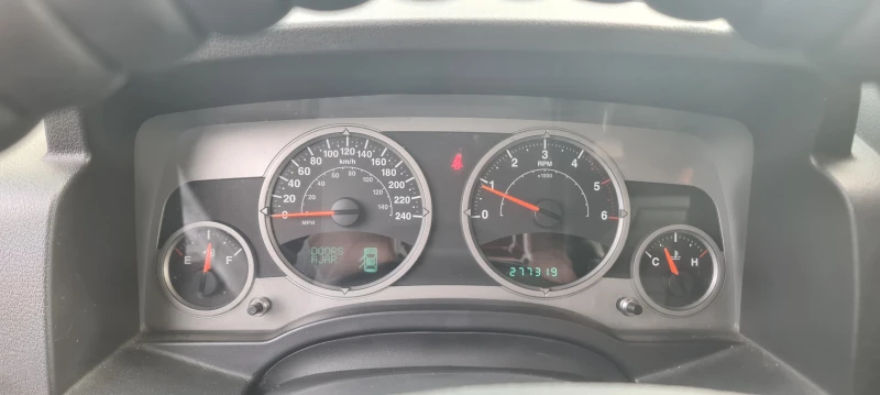 Jeep Compass, снимка 9 - Автомобили и джипове - 52789095