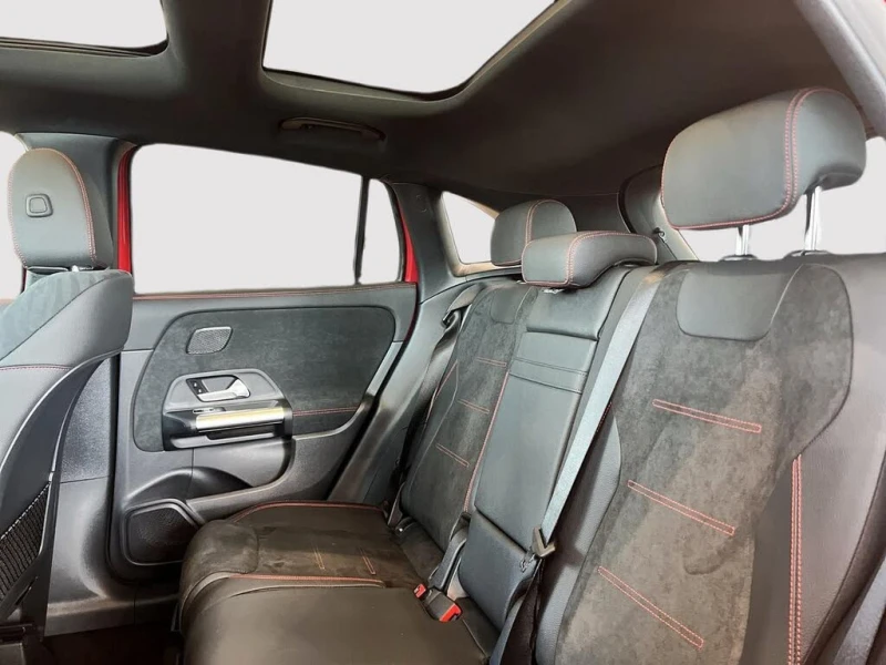 Mercedes-Benz GLA 250 4MATIC* АвтоКредит* (ЦЕНА ДО БГ), снимка 9 - Автомобили и джипове - 53262935