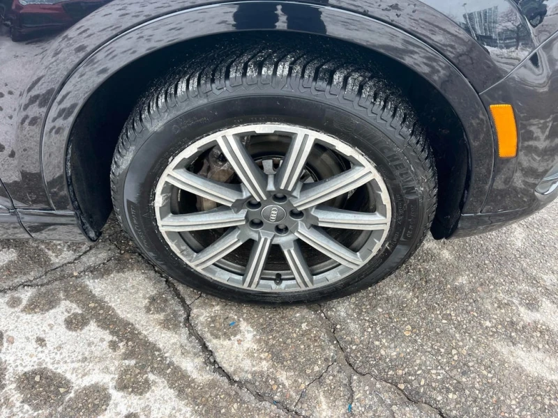 Audi Q7 Progressiv * CARFAX * 360 КАМЕРИ* ПАНОРАМА, снимка 6 - Автомобили и джипове - 53376655