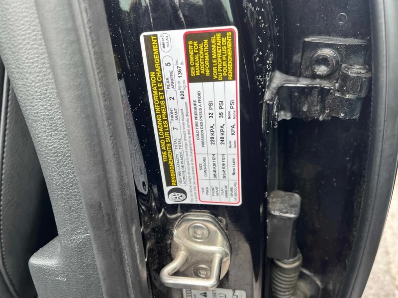 Audi Q7 Progressiv * CARFAX * 360 КАМЕРИ* ПАНОРАМА, снимка 11 - Автомобили и джипове - 53376655