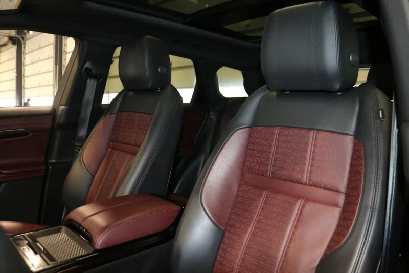 Land Rover Range Rover Evoque P300* R-Dynamic* HSE* АвтоКредит* (ЦЕНА ДО БГ), снимка 7 - Автомобили и джипове - 53539178