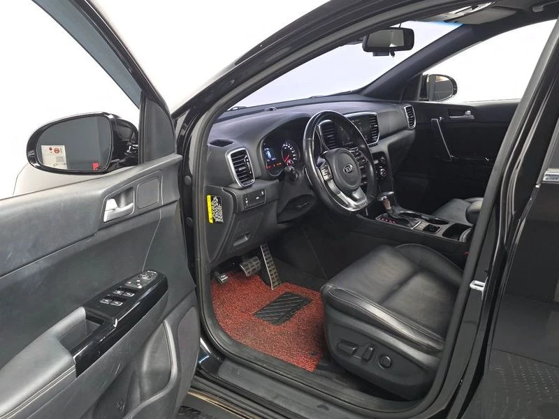 Kia Sportage Diesel 2.0 2WD| 184к.с., снимка 10 - Автомобили и джипове - 55950577